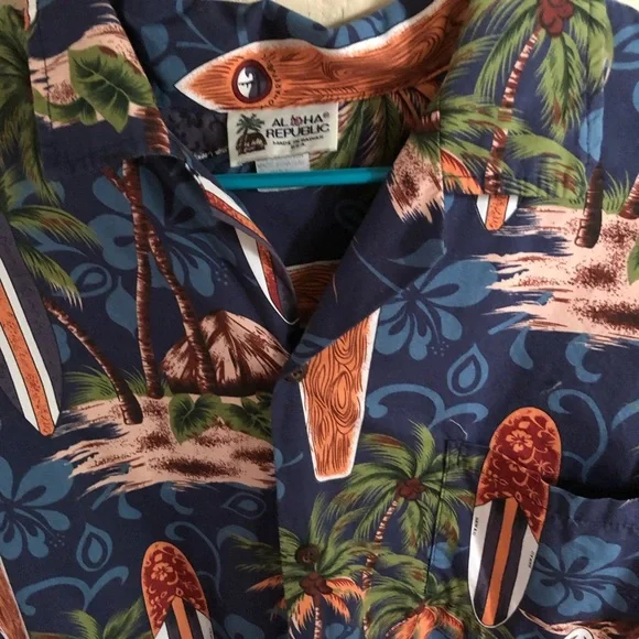 Vintage Aloha Republic Hawaiian Shirt. Surf Board Theme. Made in Hawaii. Size XL - Picture 8 of 9